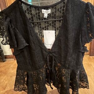 Love Fire Black Flutter Sleeve Peplum Blouse